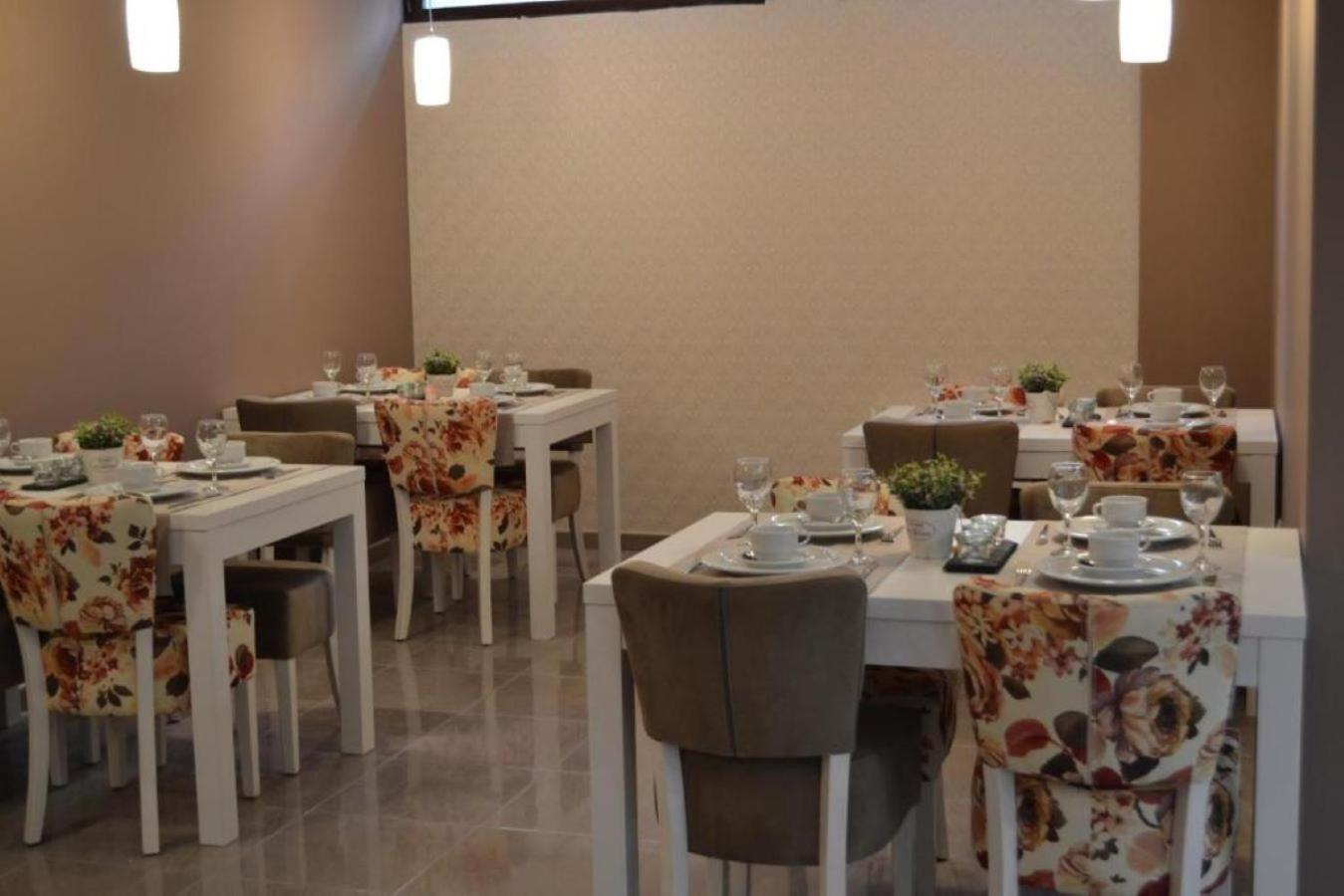 Studio Apartment In Old Town- With Parking Mostar Extérieur photo